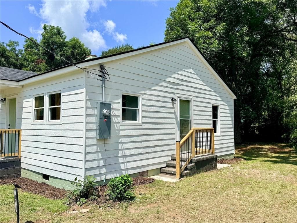 2 bedroom, 1 bathroom, 841 sq ft single family residence under contract at 1307 Lucky Street, Griffin, GA 30223 — photo 3