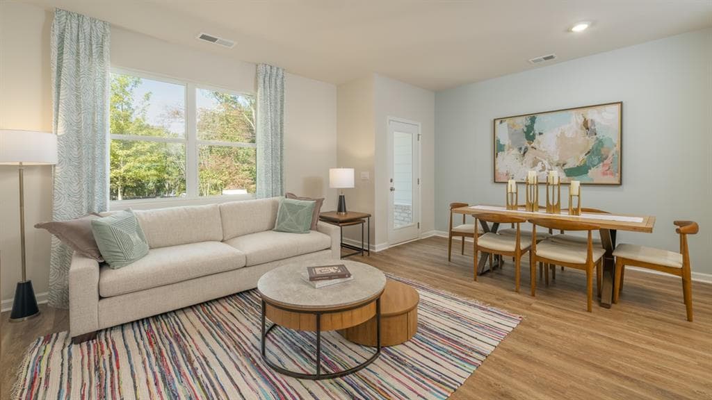 3 bedroom, 3 bathroom, 1,475 sq ft townhouse for sale at 2233 Windward Rd, Stone Mountain, GA 30088 — photo 9