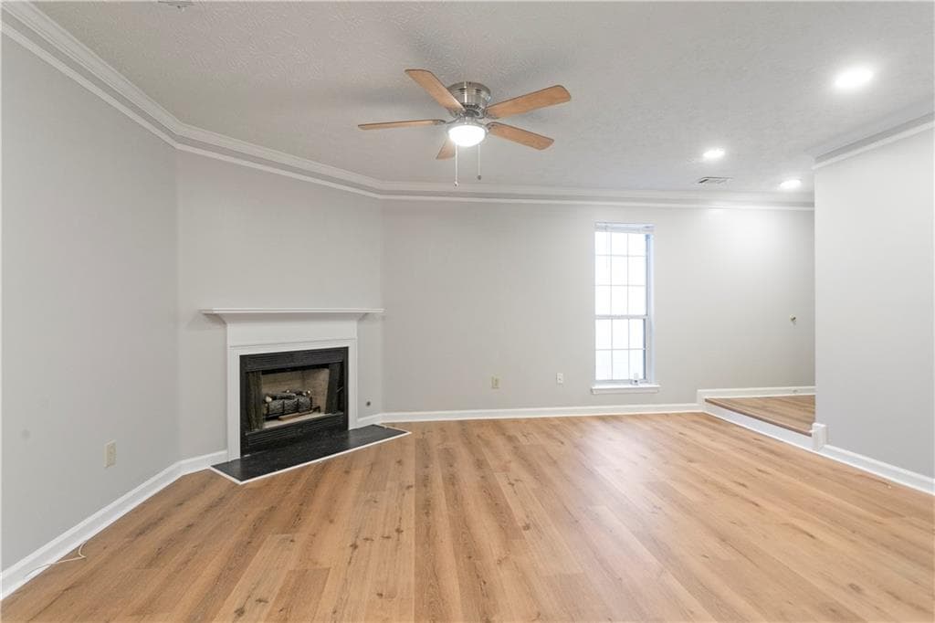 2 bedroom, 2 bathroom, 988 sq ft townhouse for rent at 1041 Plantation Way, Kennesaw, GA 30144 for $1,600 a month — photo 2