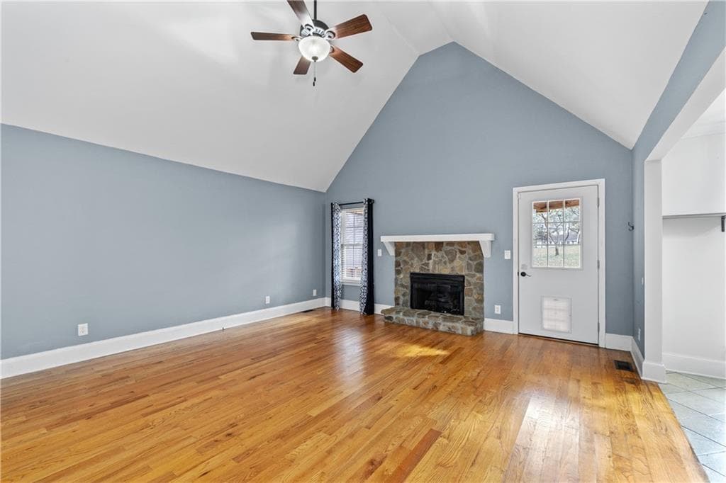 5 bedroom, 2 bathroom, 2,083 sq ft single family residence for sale at 22 Valley Creek Drive, Cartersville, GA 30120 — photo 3