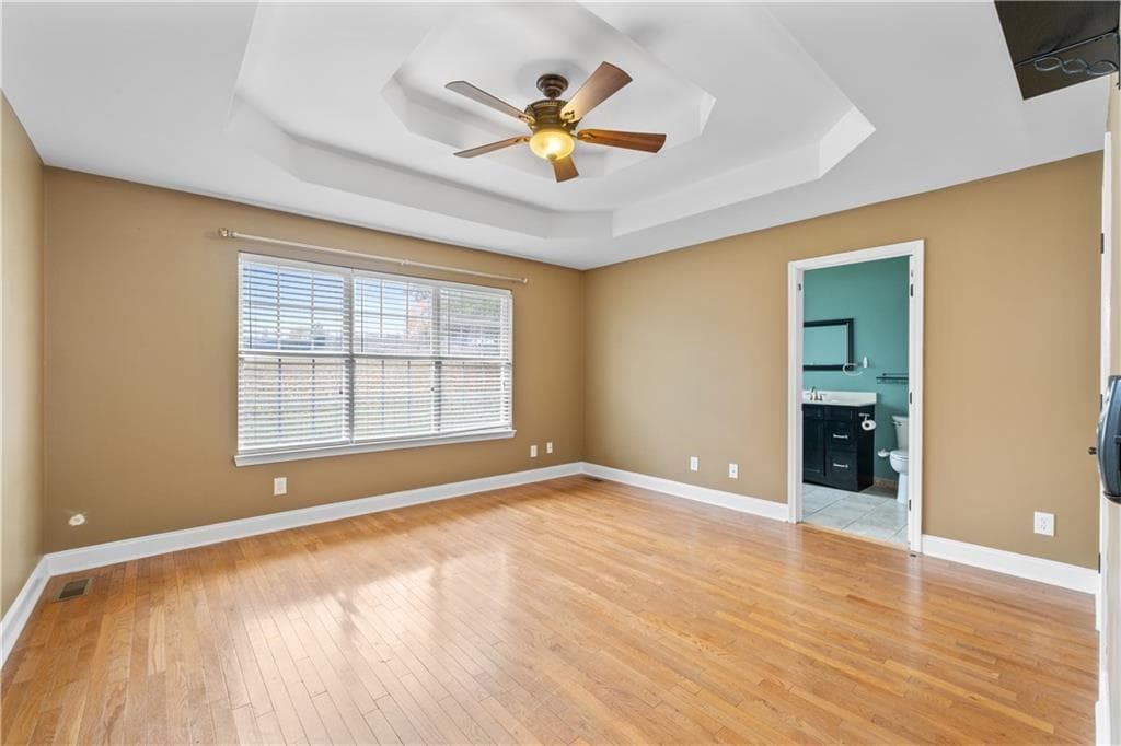 5 bedroom, 2 bathroom, 2,083 sq ft single family residence for sale at 22 Valley Creek Drive, Cartersville, GA 30120 — photo 7