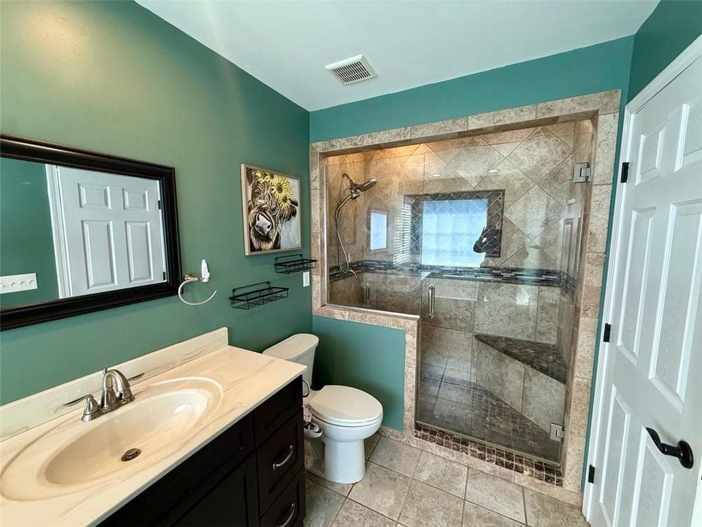 5 bedroom, 2 bathroom, 2,083 sq ft single family residence for sale at 22 Valley Creek Drive, Cartersville, GA 30120 — photo 8