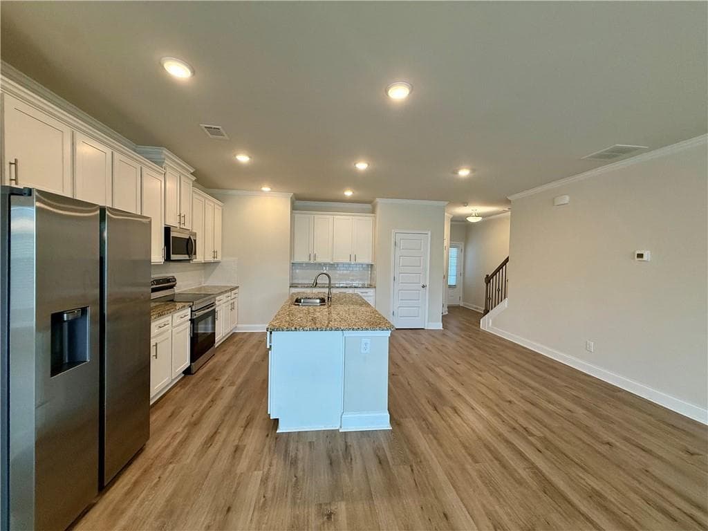 3 bedroom, 3 bathroom, 1,979 sq ft townhouse for rent at 3811 Brookburn Park, Gainesville, GA 30506 for $1,950 a month — photo 3