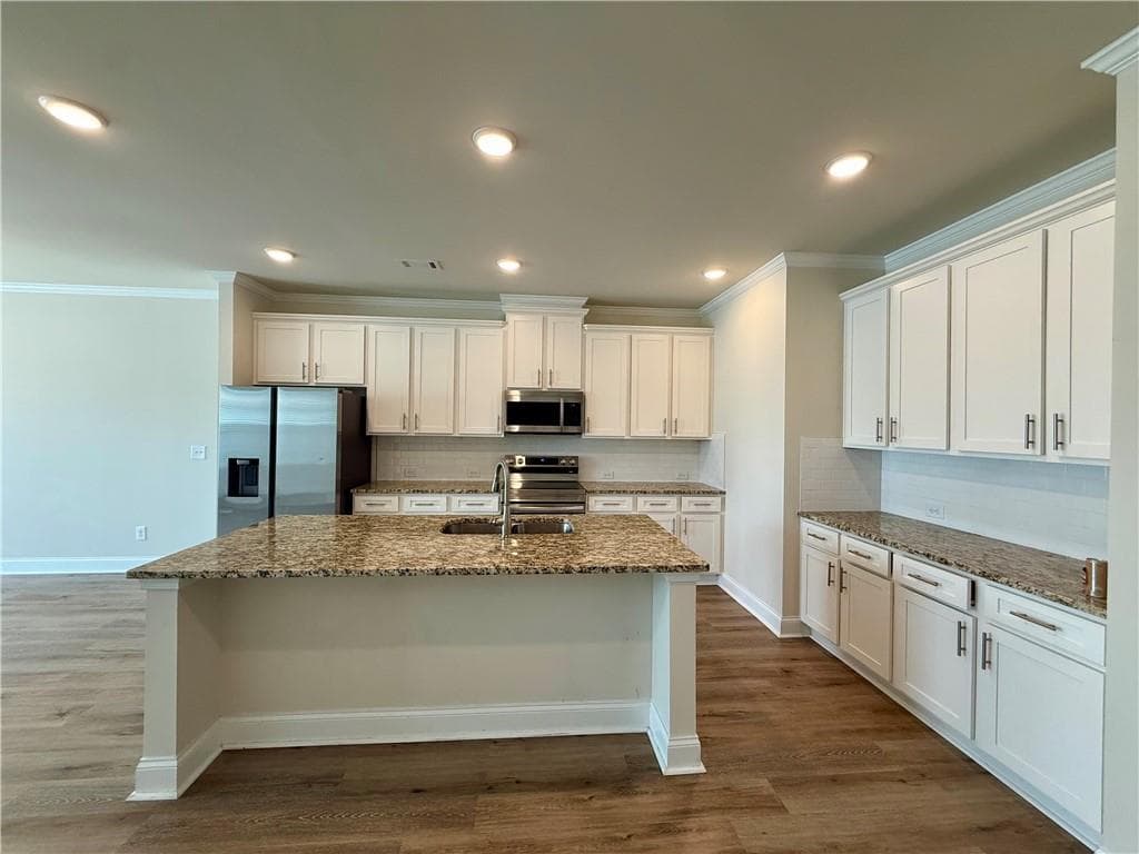 3 bedroom, 3 bathroom, 1,979 sq ft townhouse for rent at 3811 Brookburn Park, Gainesville, GA 30506 for $1,950 a month — photo 4