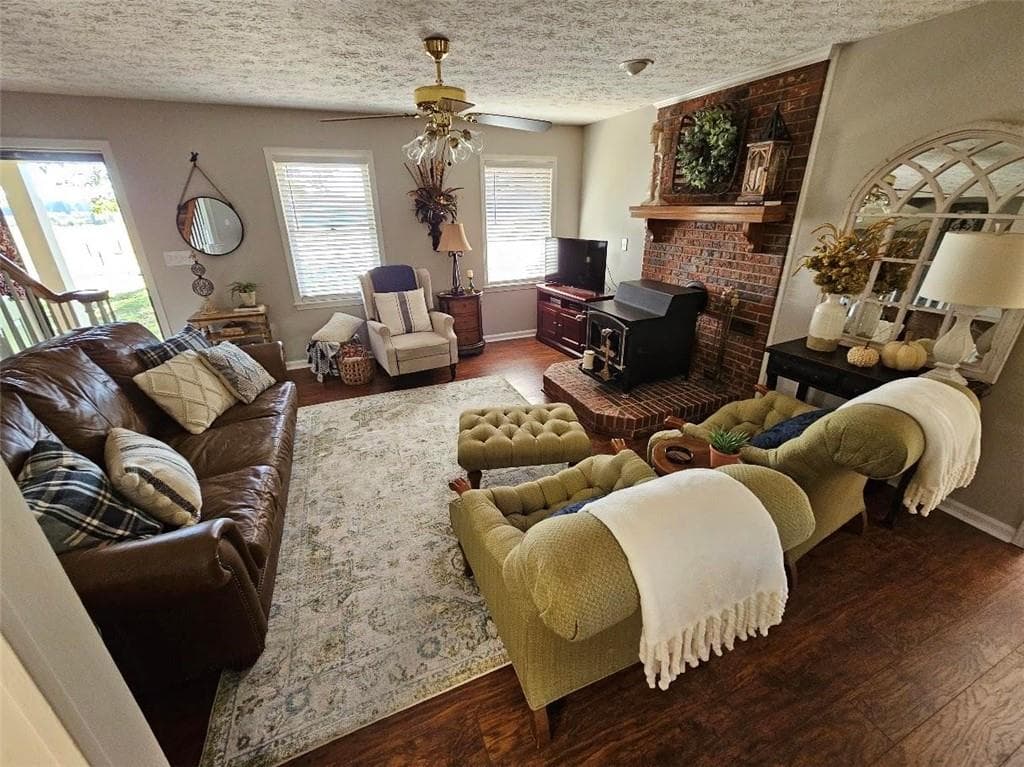 3 bedroom, 3 bathroom, 2,360 sq ft single family residence for sale at 1234 Sunset Drive, Winder, GA 30680 — photo 4