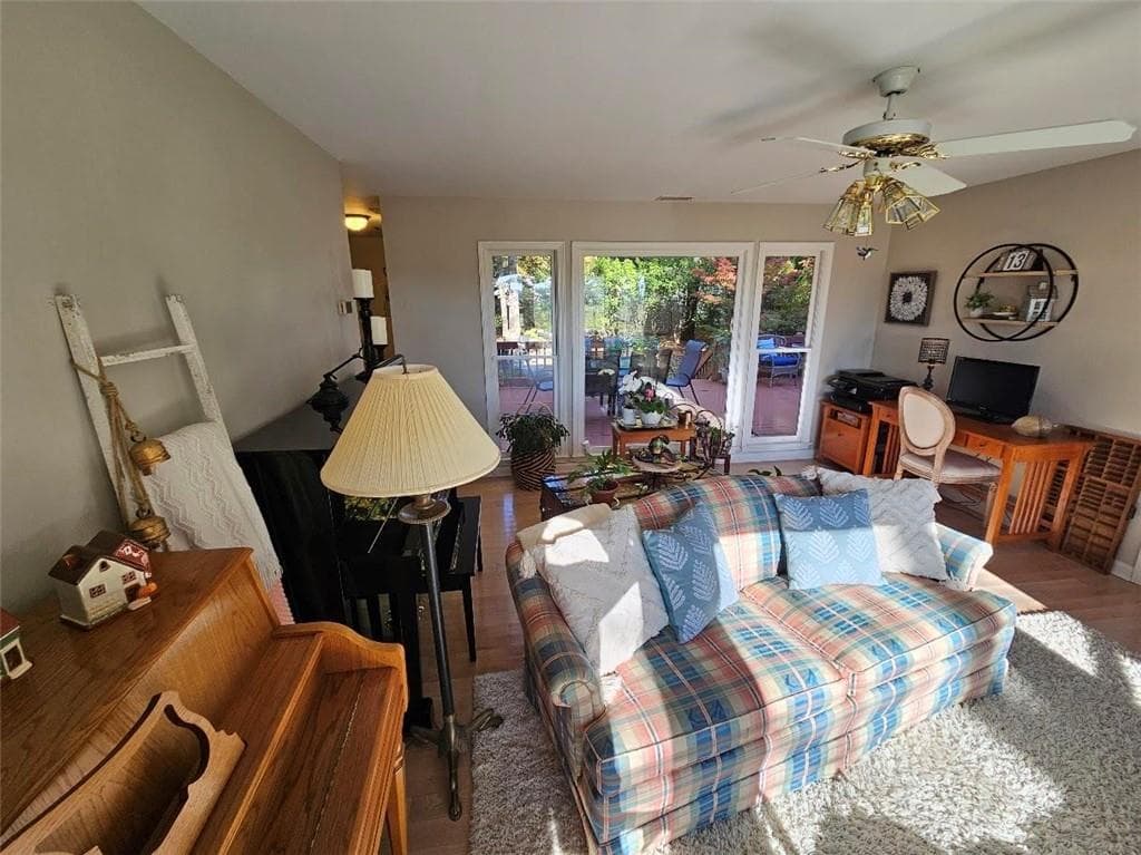 3 bedroom, 3 bathroom, 2,360 sq ft single family residence for sale at 1234 Sunset Drive, Winder, GA 30680 — photo 10