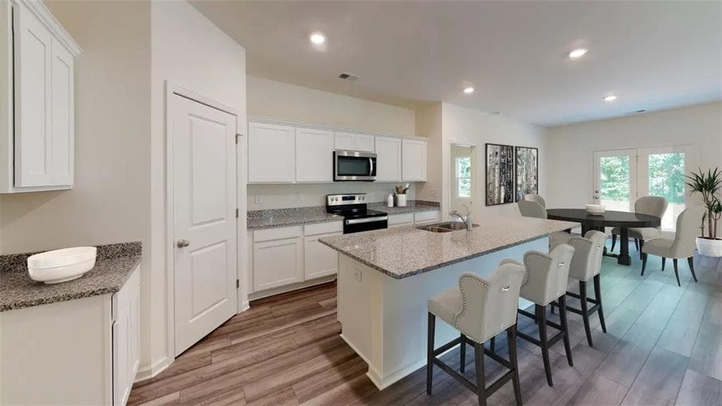 4 bedroom, 2 bathroom, 1,827 sq ft single family residence for sale at 387 Silverton Drive, Dacula, GA 30019 — photo 2
