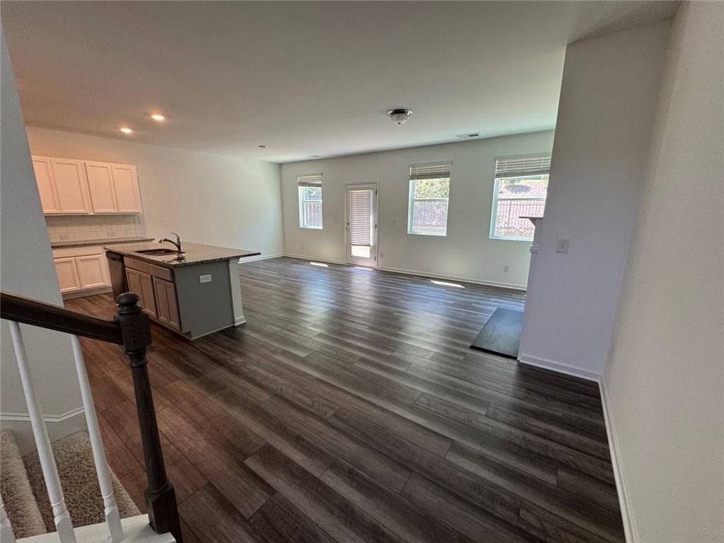 3 bedroom, 3 bathroom, 1,900 sq ft townhouse for rent at 3326 Colbury Street, Duluth, GA 30097 for $2,750 a month — photo 7