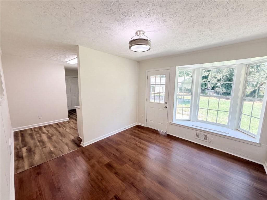 2 bedroom, 2 bathroom, 1,091 sq ft single family residence for sale at 467 Oak Way, Lawrenceville, GA 30046 — photo 7