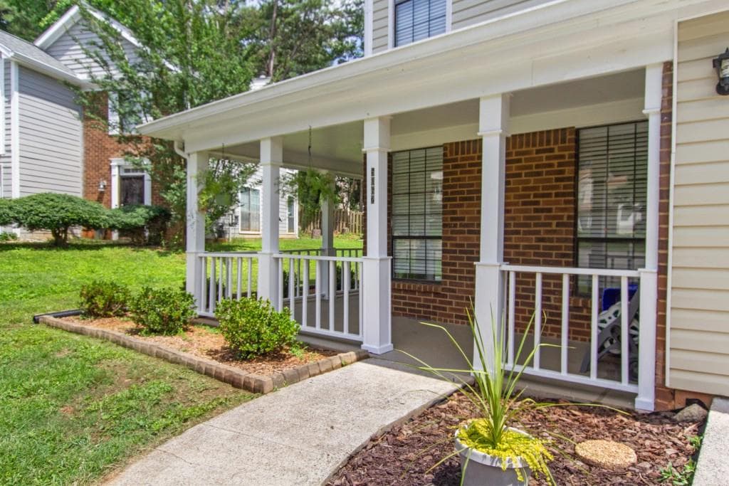 3 bedroom, 3 bathroom, 1,460 sq ft single family residence for rent at 5062 Leland Drive, Stone Mountain, GA 30083 for $1,800 a month — photo 2