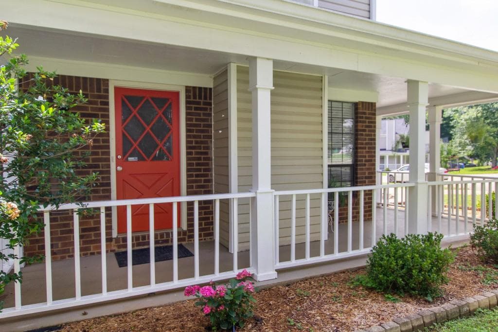 3 bedroom, 3 bathroom, 1,460 sq ft single family residence for rent at 5062 Leland Drive, Stone Mountain, GA 30083 for $1,800 a month — photo 3