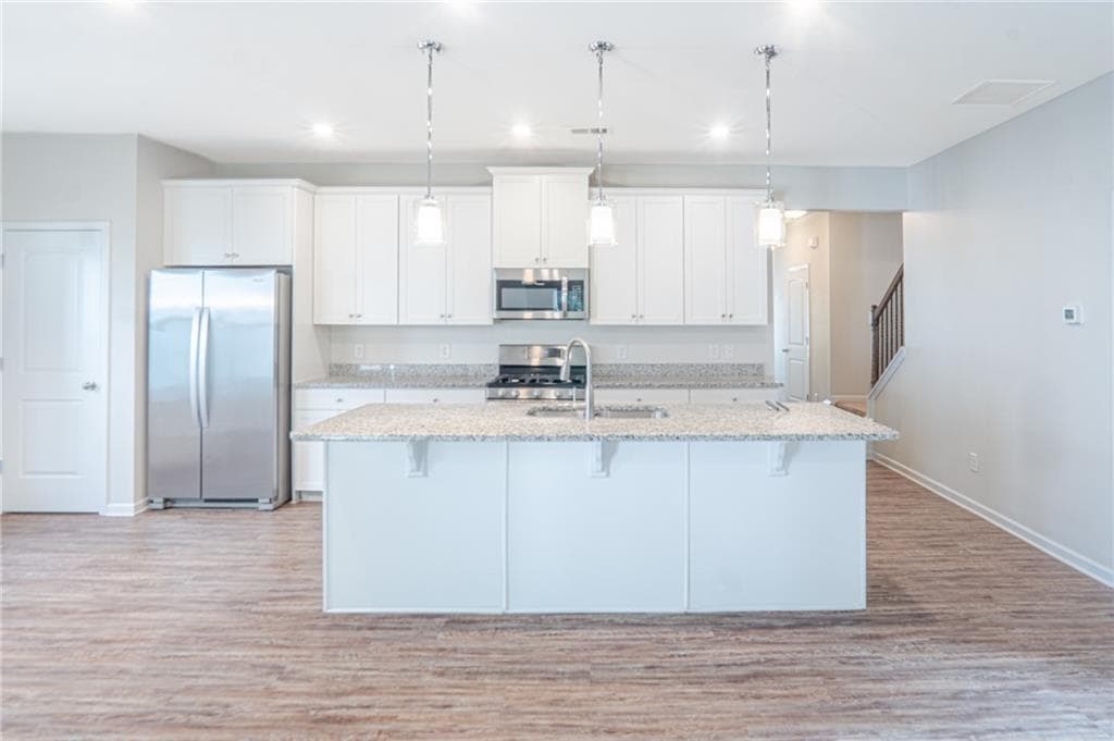 3 bedroom, 3 bathroom, 1,979 sq ft single family residence for rent at 108 Bryon Lane, Acworth, GA 30102 for $2,245 a month — photo 2