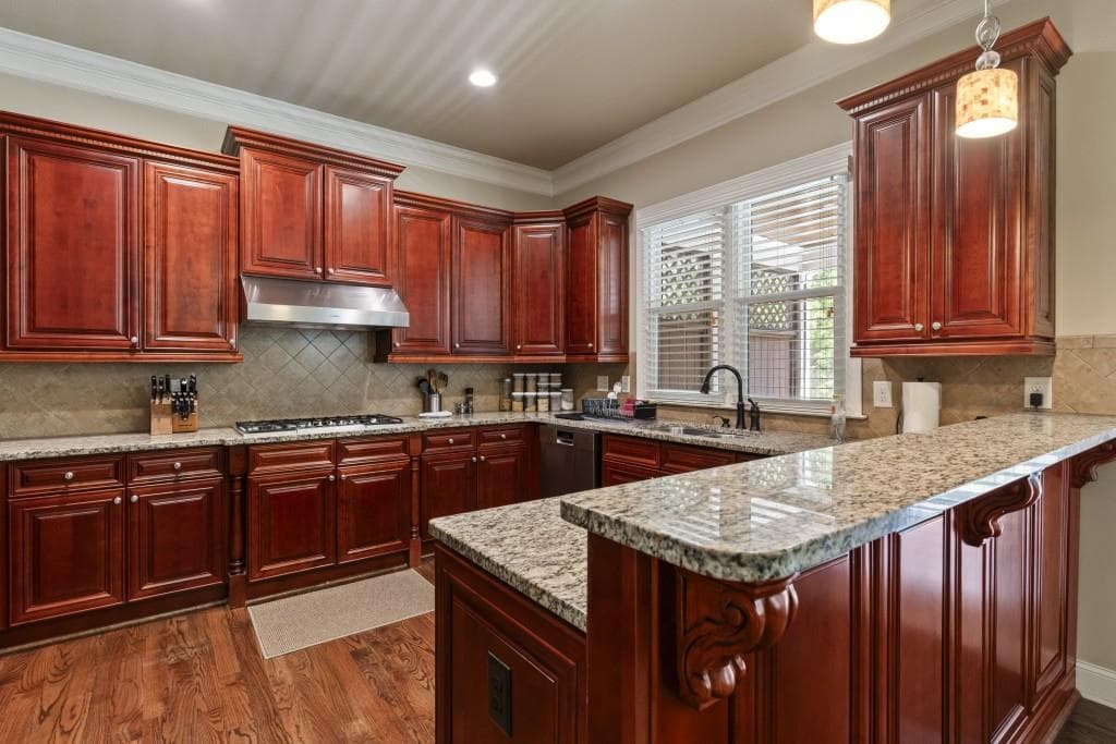 3 bedroom, 4 bathroom, 3,948 sq ft townhouse for sale at 276 Trecastle Square, Canton, GA 30114 — photo 4