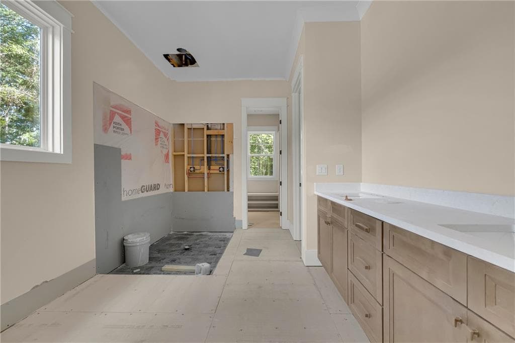 5 bedroom, 3 bathroom, 3,643 sq ft single family residence under contract at 1600 Maxey Road, Bishop, GA 30621 — photo 7