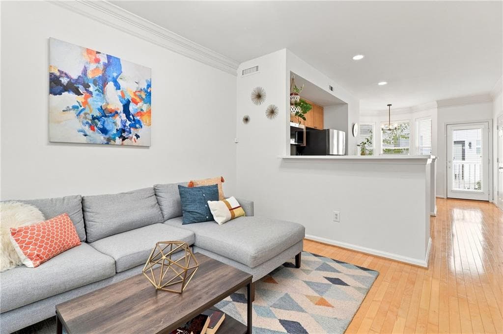 2 bedroom, 2 bathroom, 1,212 sq ft townhouse for sale at 951 Glenwood Avenue 2402, Atlanta, GA 30316 — photo 10