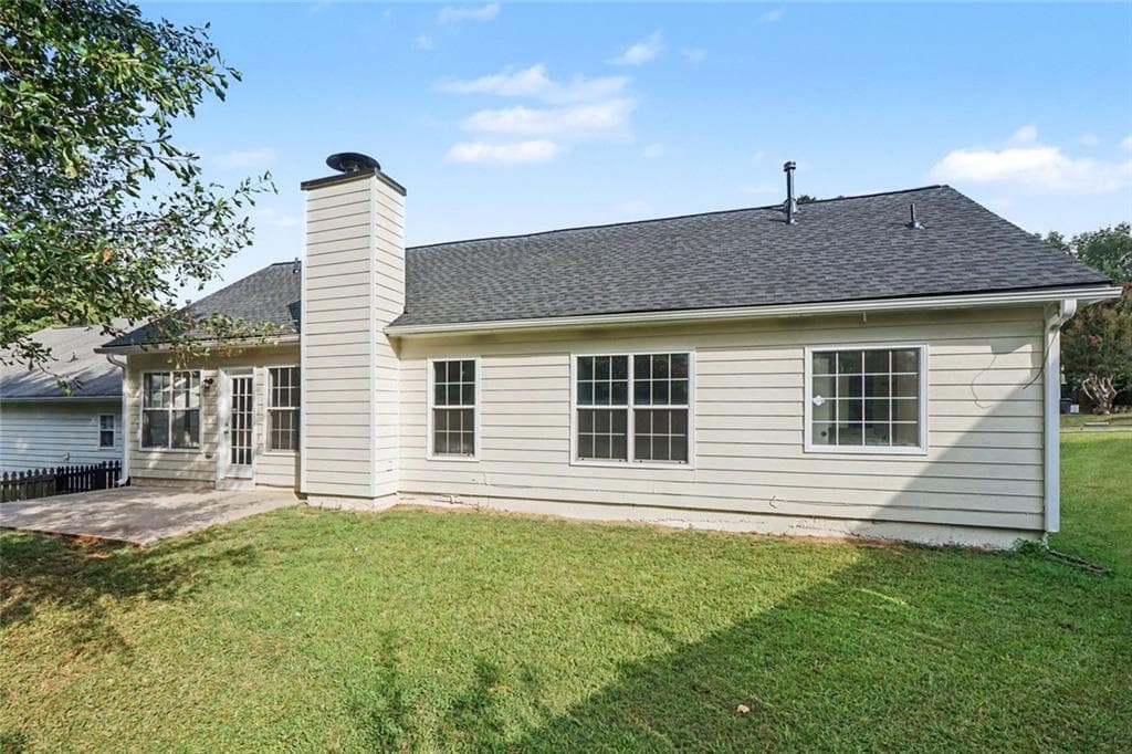 3 bedroom, 2 bathroom, 1,461 sq ft single family residence for sale at 740 Chatham Park Drive, Lawrenceville, GA 30046 — photo 2