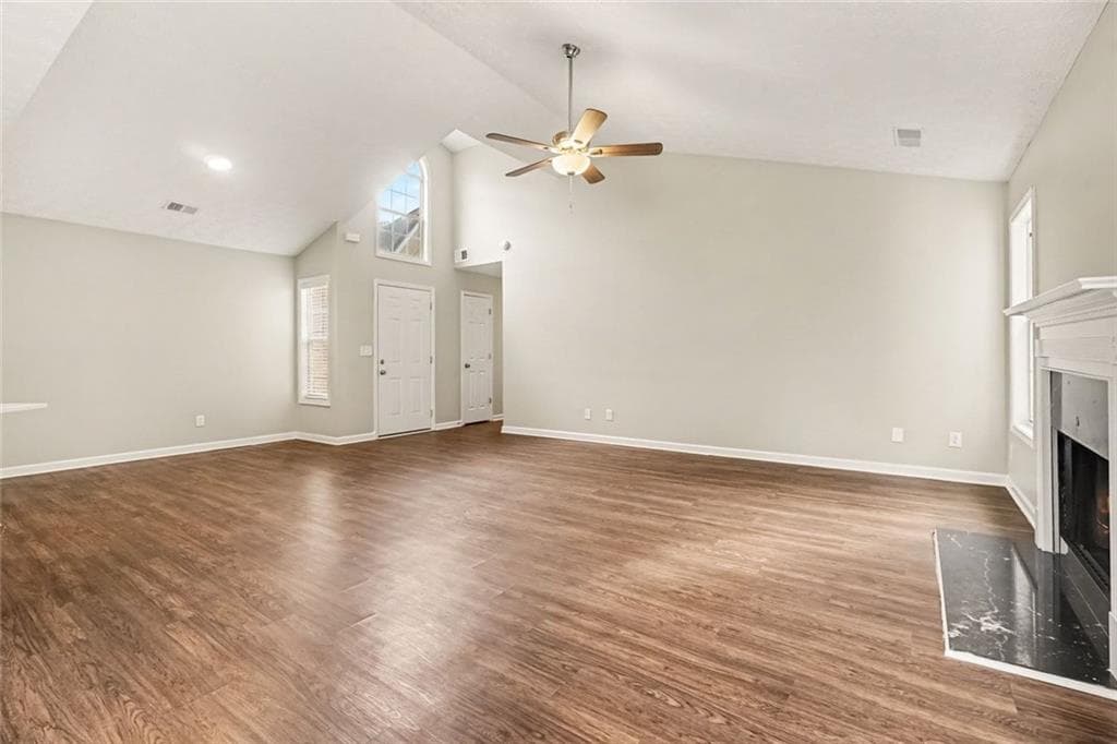3 bedroom, 2 bathroom, 1,461 sq ft single family residence for sale at 740 Chatham Park Drive, Lawrenceville, GA 30046 — photo 3