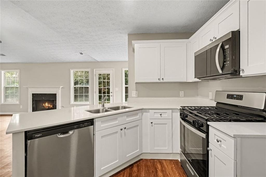 3 bedroom, 2 bathroom, 1,461 sq ft single family residence for sale at 740 Chatham Park Drive, Lawrenceville, GA 30046 — photo 5