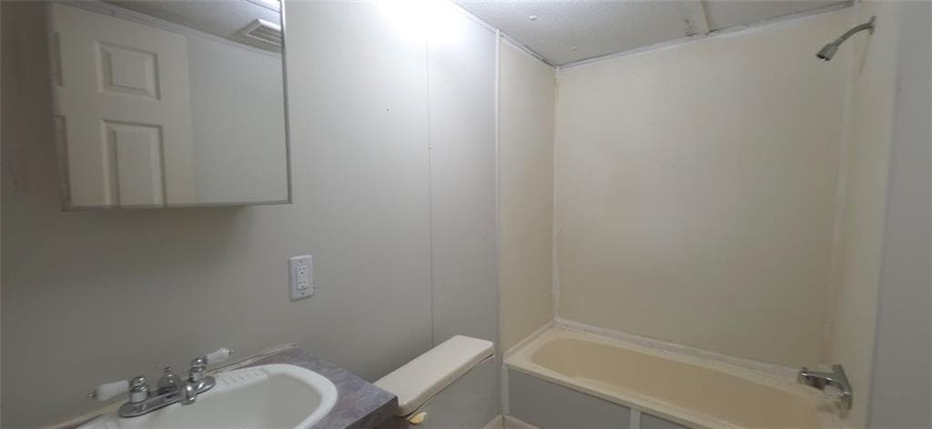 3 bedroom, 2 bathroom single family residence for rent at 2263 Stanley Road, Dacula, GA 30019 for $999 a month — photo 6