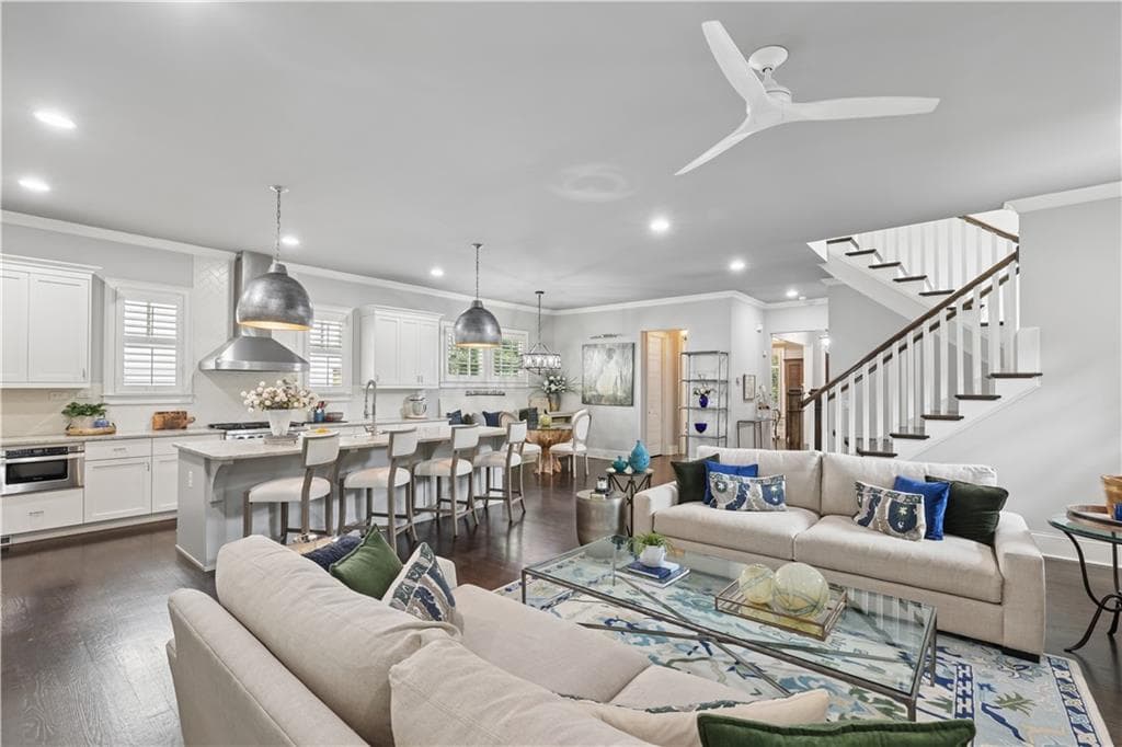 5 bedroom, 5 bathroom, 4,312 sq ft single family residence for sale at 1531 Dresden Drive, Brookhaven, GA 30319 — photo 5