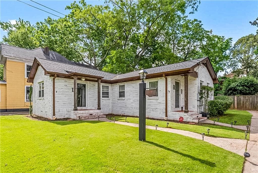 duplex for sale at 1780 John Calvin Avenue, Atlanta, GA 30337