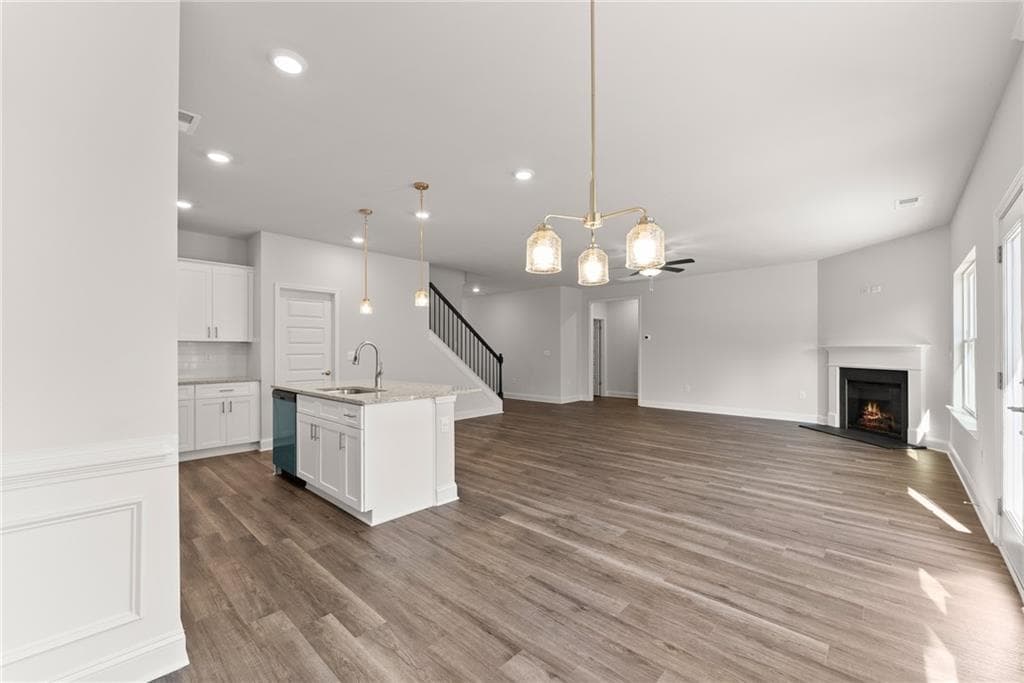 5 bedroom, 4 bathroom, 3,900 sq ft single family residence for sale at 632 Bald Ridge Circle, Demorest, GA 30535 — photo 6