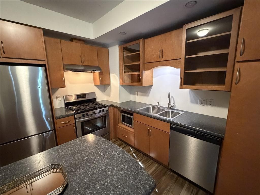 1 bedroom, 1 bathroom, 1,228 sq ft apartment for rent at 2216 Plantation Lane, Chamblee, GA 30341 for $1,500 a month — photo 5