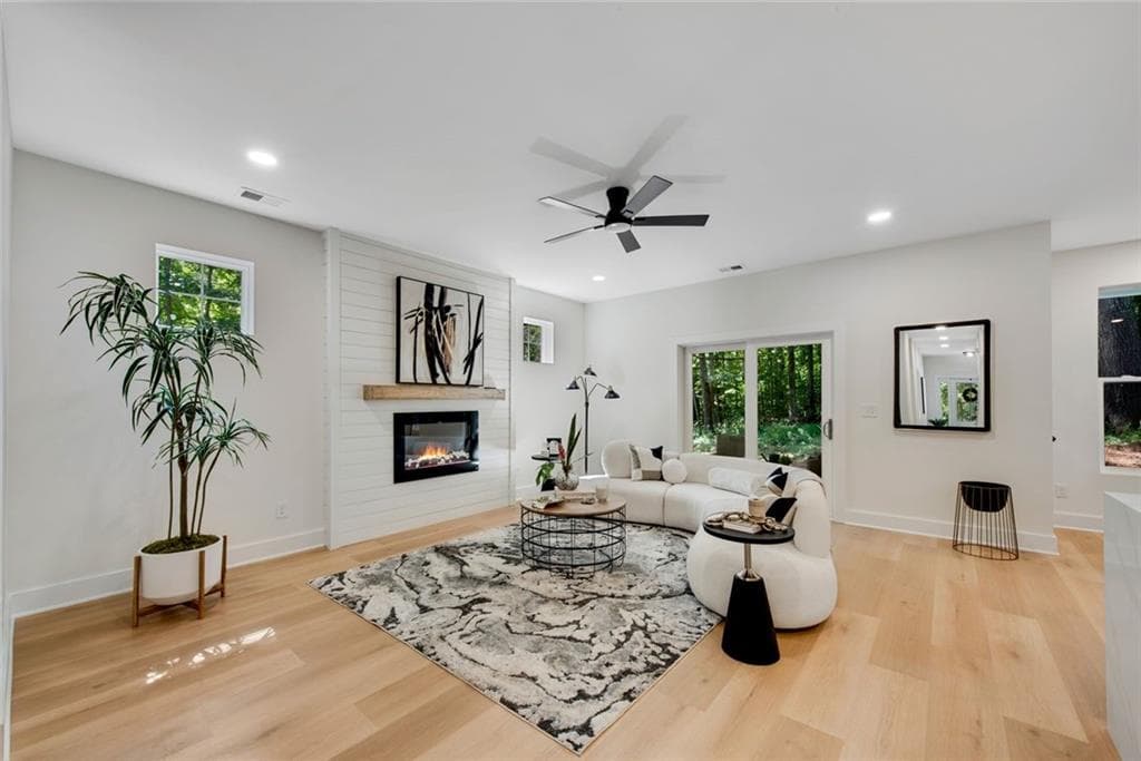 5 bedroom, 3 bathroom, 2,973 sq ft single family residence for sale at 701 Chester Harris Drive, Dallas, GA 30132 — photo 7