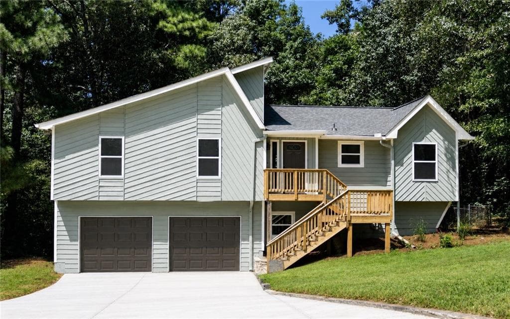 4 bedroom, 3 bathroom, 2,058 sq ft single family residence for sale at 4033 Maxanne Drive, Kennesaw, GA 30144