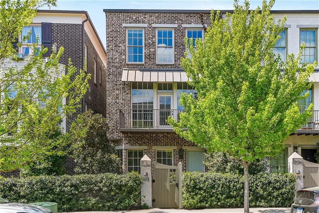 4 bedroom, 4 bathroom, 2,112 sq ft townhouse for rent at 683 Fraser Street, Atlanta, GA 30315 for $3,595 a month — photo 1 of 31