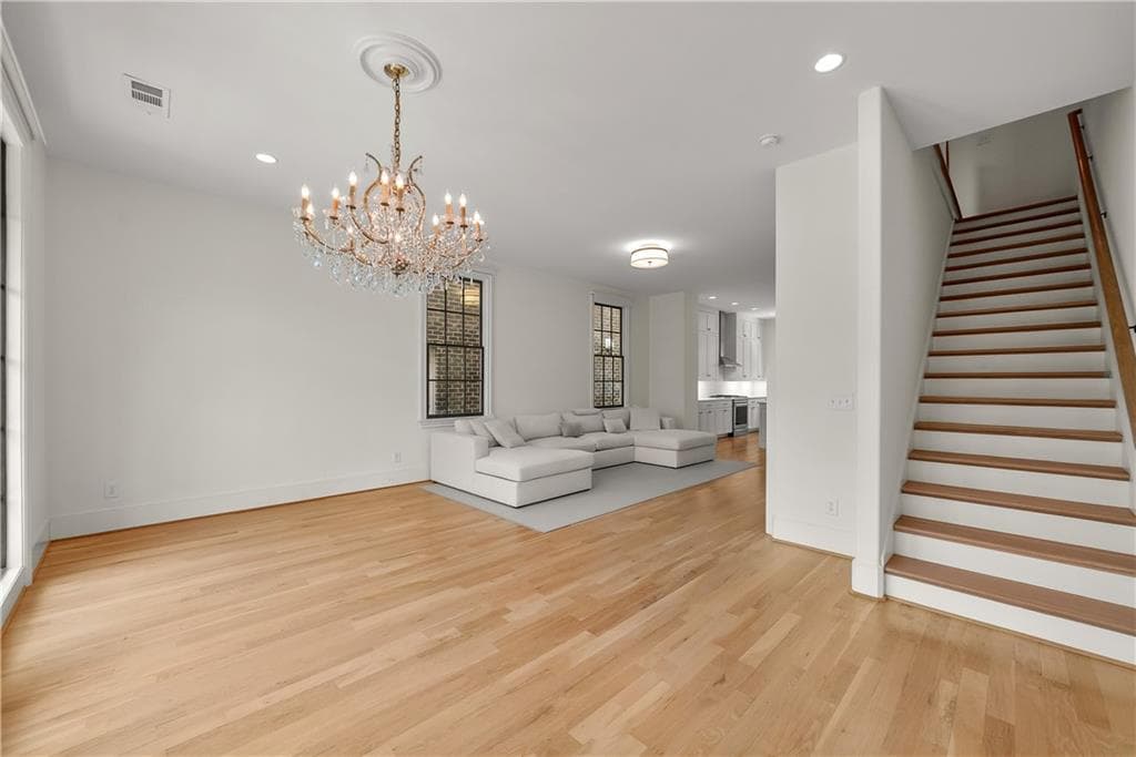 4 bedroom, 4 bathroom, 2,112 sq ft townhouse for rent at 683 Fraser Street, Atlanta, GA 30315 for $3,595 a month — photo 10