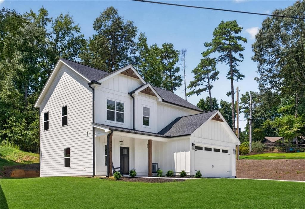 3 bedroom, 3 bathroom, 1,700 sq ft single family residence under contract at 3385 Carlton Road, Cumming, GA 30041 — photo 3
