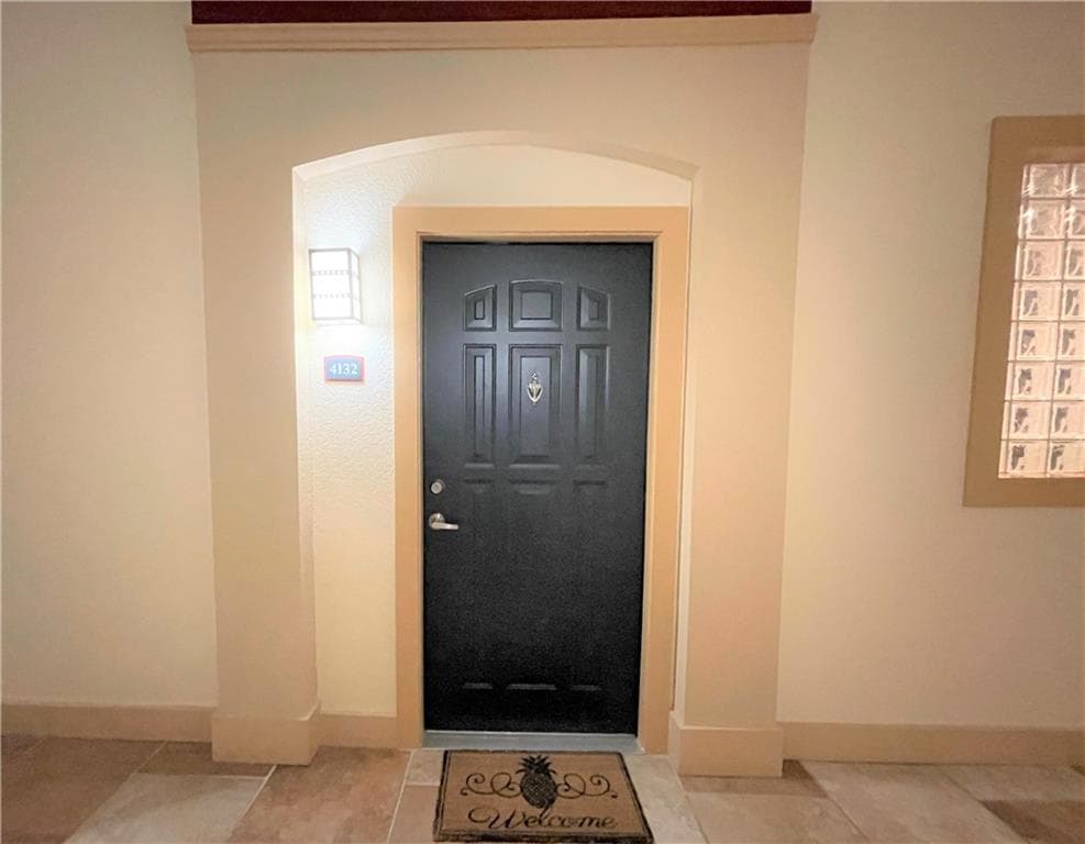 2 bedroom, 1 bathroom, 952 sq ft condominium for rent at 10 Perimeter Summit Boulevard 4132, Brookhaven, GA 30319 for $1,950 a month — photo 2