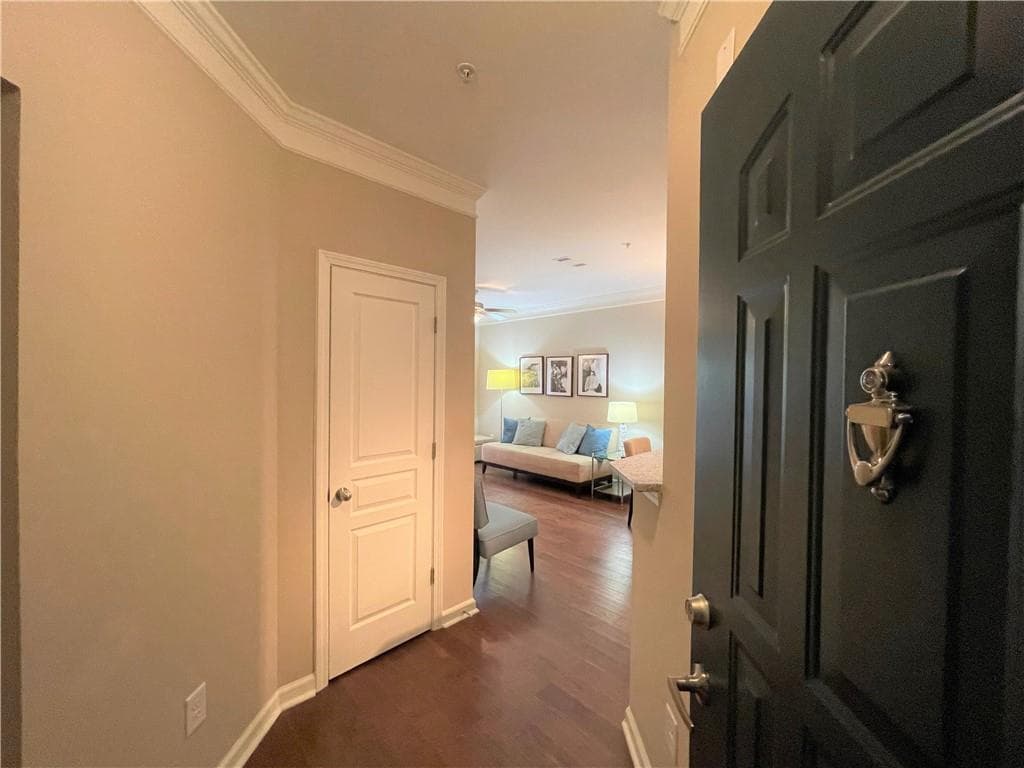 2 bedroom, 1 bathroom, 952 sq ft condominium for rent at 10 Perimeter Summit Boulevard 4132, Brookhaven, GA 30319 for $1,950 a month — photo 3