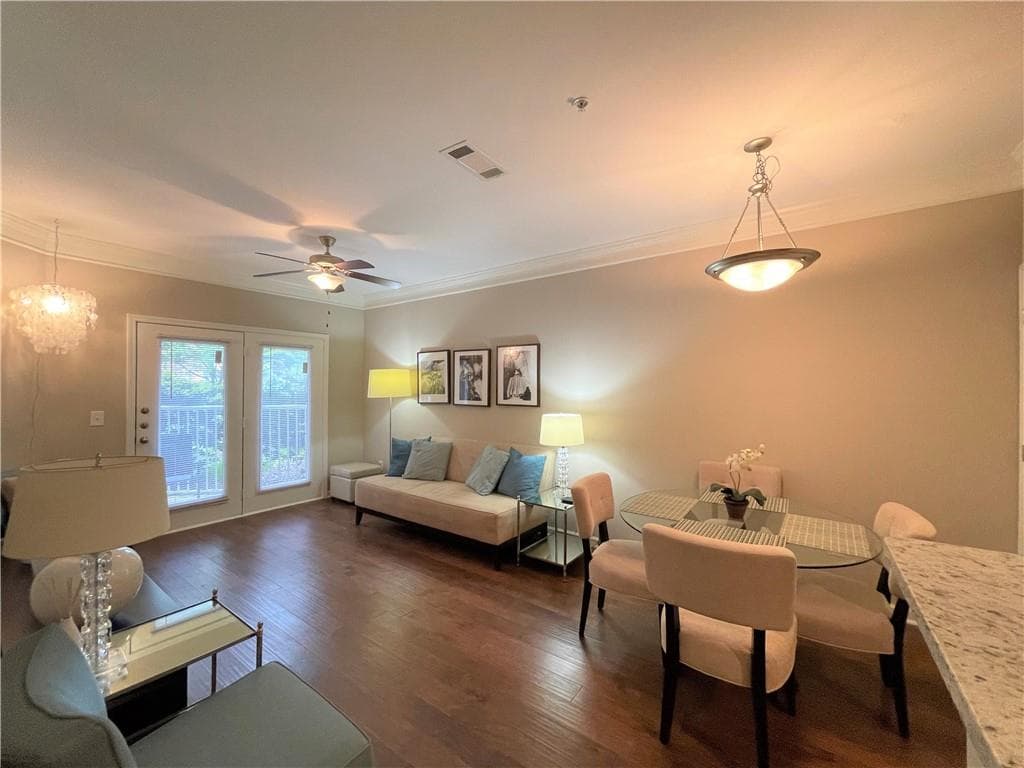 2 bedroom, 1 bathroom, 952 sq ft condominium for rent at 10 Perimeter Summit Boulevard 4132, Brookhaven, GA 30319 for $1,950 a month — photo 4