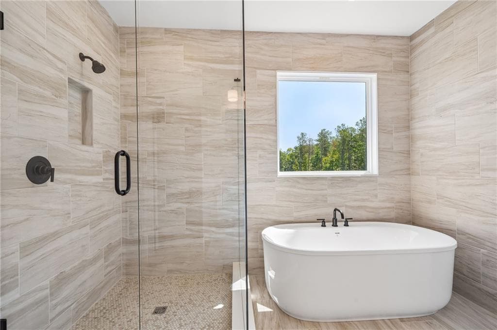 5 bedroom, 5 bathroom, 3,351 sq ft single family residence under contract at 212 Regester Way, Peachtree City, GA 30269 — photo 4