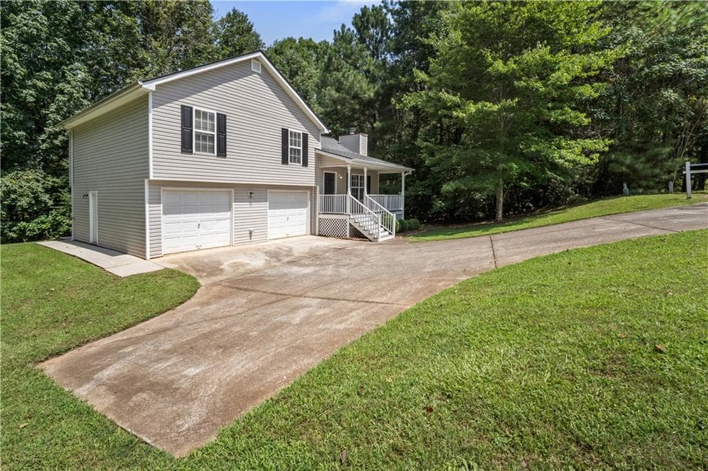 3 bedroom, 2 bathroom, 1,308 sq ft single family residence under contract at 2800 Tumblewood Trail, Gainesville, GA 30507 — photo 3