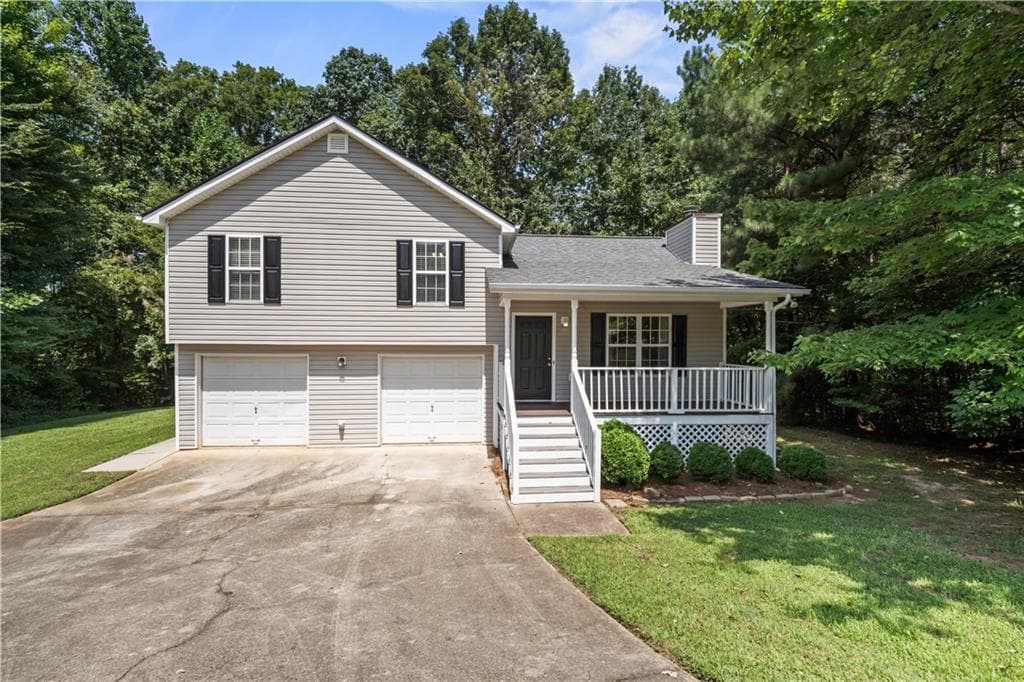 3 bedroom, 2 bathroom, 1,308 sq ft single family residence under contract at 2800 Tumblewood Trail, Gainesville, GA 30507 — photo 2
