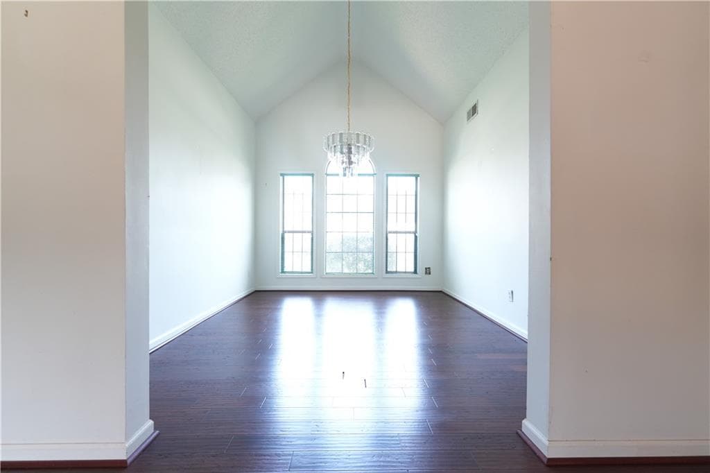 3 bedroom, 2 bathroom, 1,913 sq ft single family residence for sale at 1041 Forest Hills Drive, Conyers, GA 30094 — photo 6