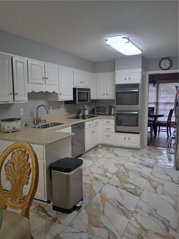 4 bedroom, 4 bathroom, 2,228 sq ft single family residence for sale at 2589 King Circle, Conyers, GA 30013 — photo 9