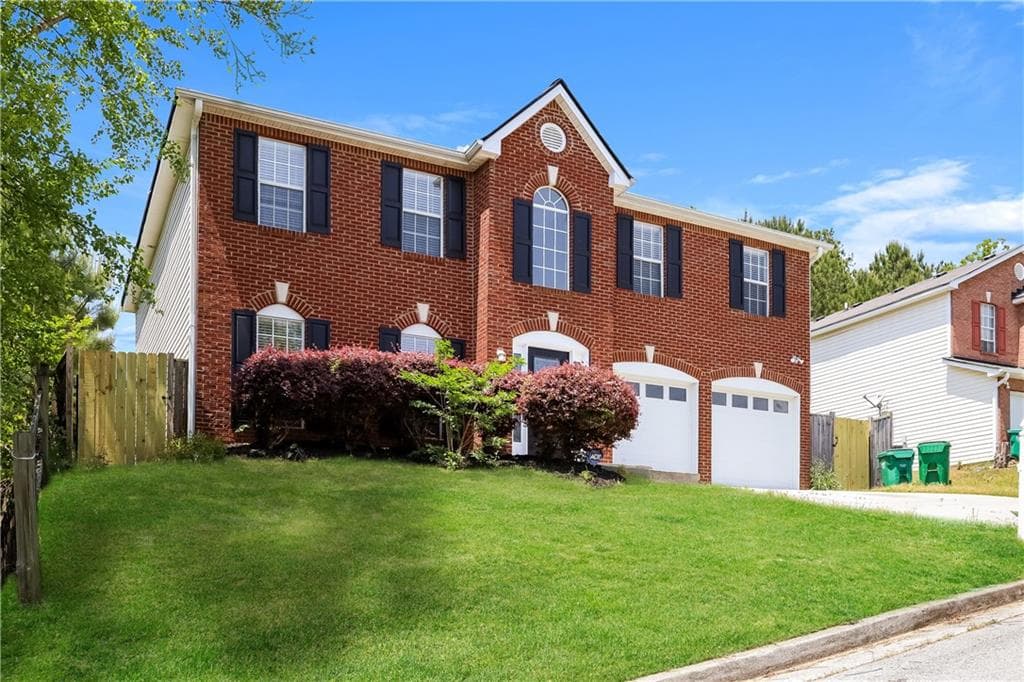 4 bedroom, 3 bathroom, 2,916 sq ft single family residence under contract at 2462 Tolliver Drive, Ellenwood, GA 30294