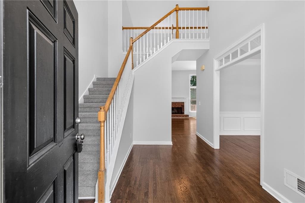 5 bedroom, 3 bathroom, 2,916 sq ft single family residence for sale at 1249 Gate Post Lane, Powder Springs, GA 30127 — photo 4