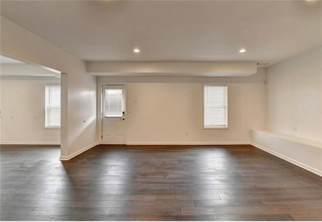 5 bedroom, 4 bathroom, 3,936 sq ft single family residence for sale at 1376 Castleberry Drive, Buford, GA 30518 — photo 6