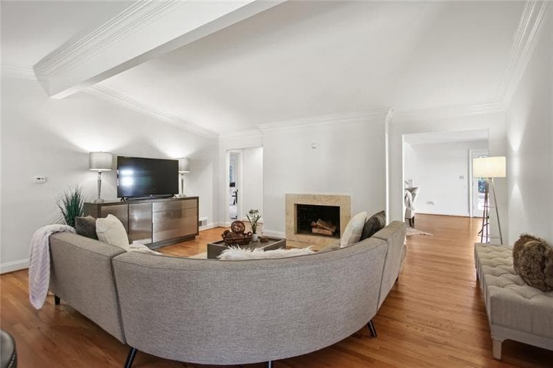 5 bedroom, 4 bathroom, 3,762 sq ft single family residence for rent at 1930 Wildwood Place, Atlanta, GA 30324 for $6,500 a month — photo 4
