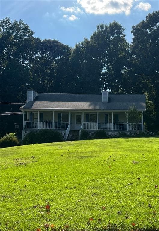 3 bedroom, 2 bathroom, 1,622 sq ft single family residence for sale at 6235 Emerald Springs Drive, Acworth, GA 30102