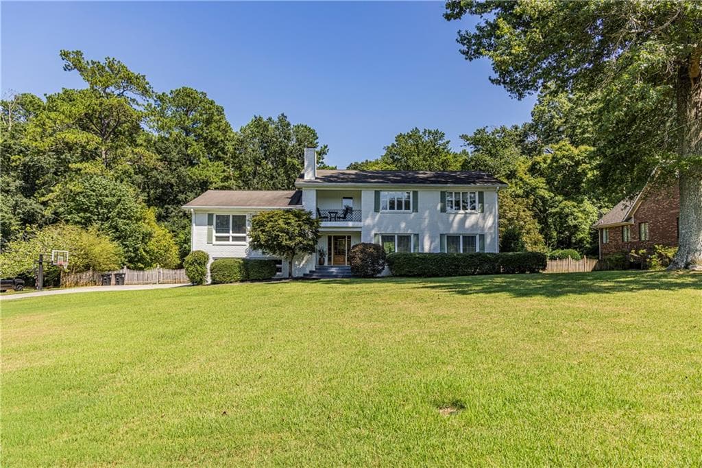 4 bedroom, 4 bathroom, 3,576 sq ft single family residence for sale at 13 Greenbriar Lane, Rome, GA 30161