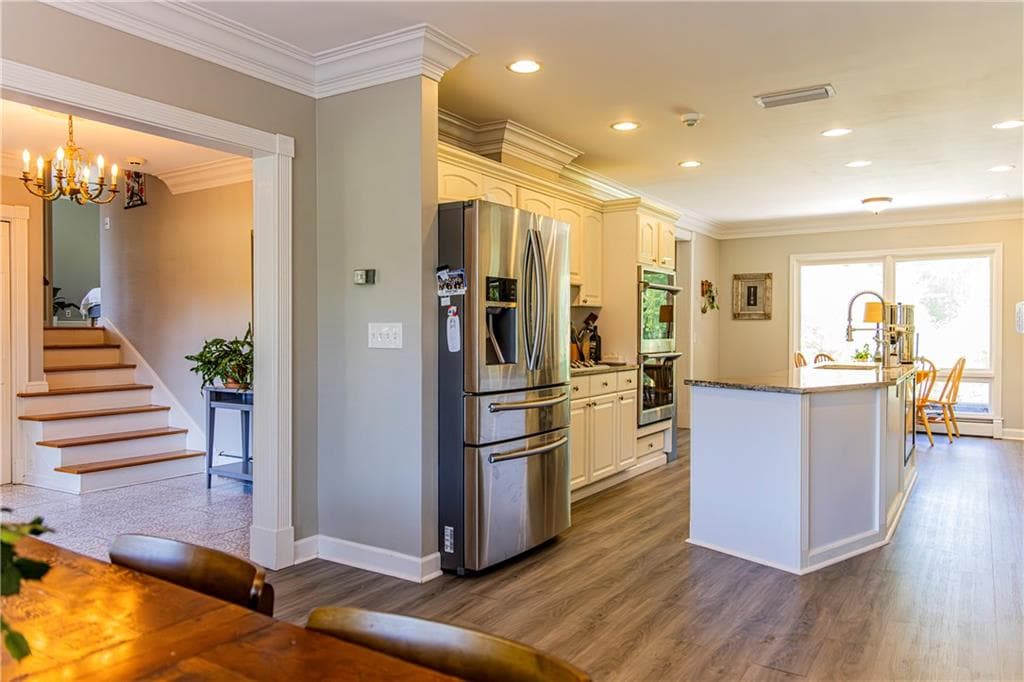 4 bedroom, 4 bathroom, 3,576 sq ft single family residence for sale at 13 Greenbriar Lane, Rome, GA 30161 — photo 7