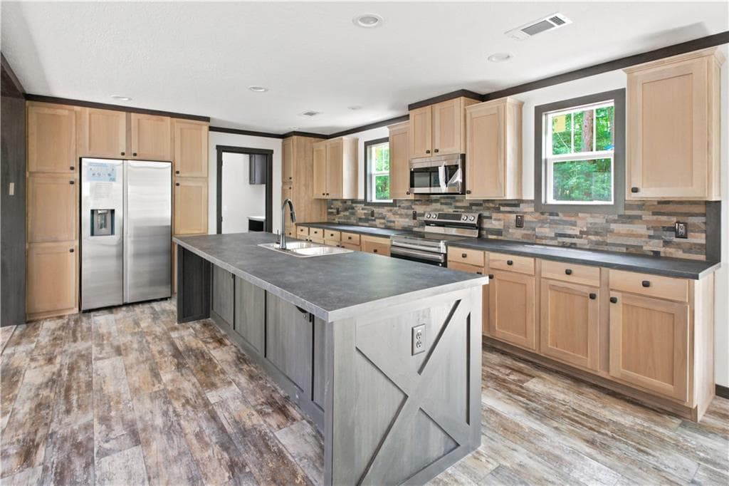 3 bedroom, 2 bathroom, 1,530 sq ft single family residence for sale at 25 Lewis Barrett Boulevard, Rome, GA 30161 — photo 8