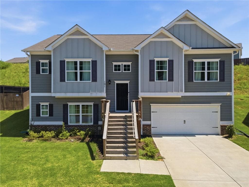 4 bedroom, 3 bathroom, 2,637 sq ft single family residence for sale at 191 Malbone Street, Cartersville, GA 30120