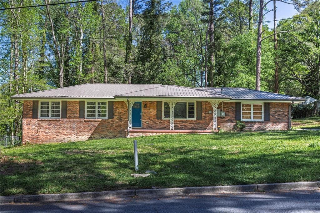 5 bedroom, 3 bathroom, 3,256 sq ft single family residence for sale at 2933 Shelly Drive, Atlanta, GA 30311
